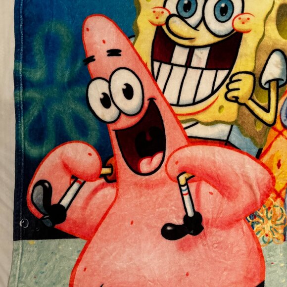 Spongebob Squarepants 48" x 40" Plush Throw Blanket - Picture 6 of 9